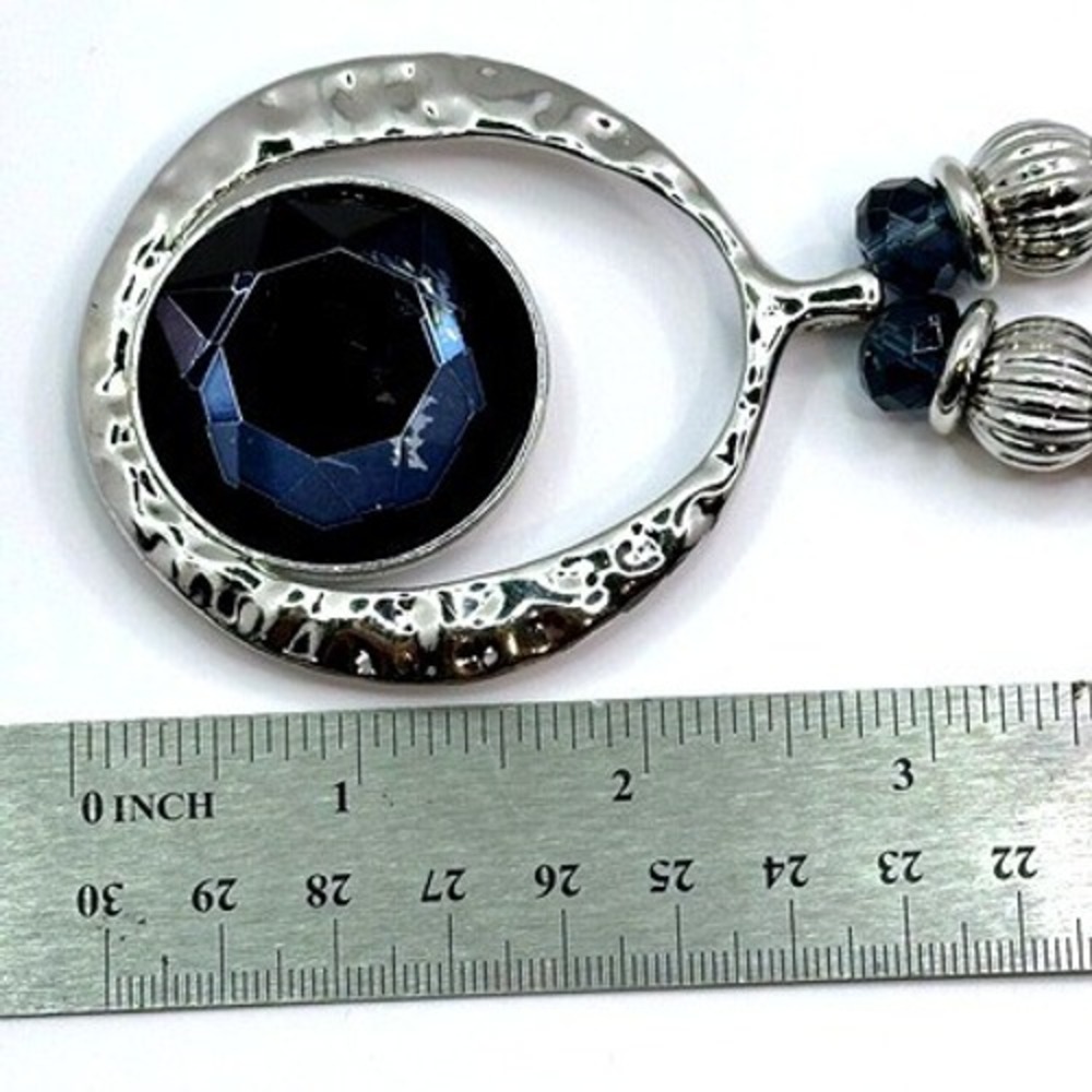 Chico's Silver Tone Hammered Hoop Blue Crystal Statement Necklace Beaded Chain